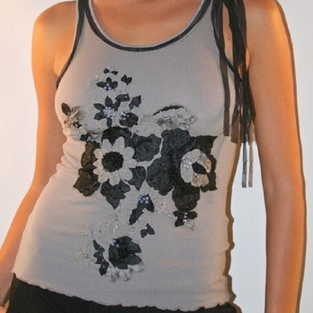 ONE ITALY taupe/black embridered knit top